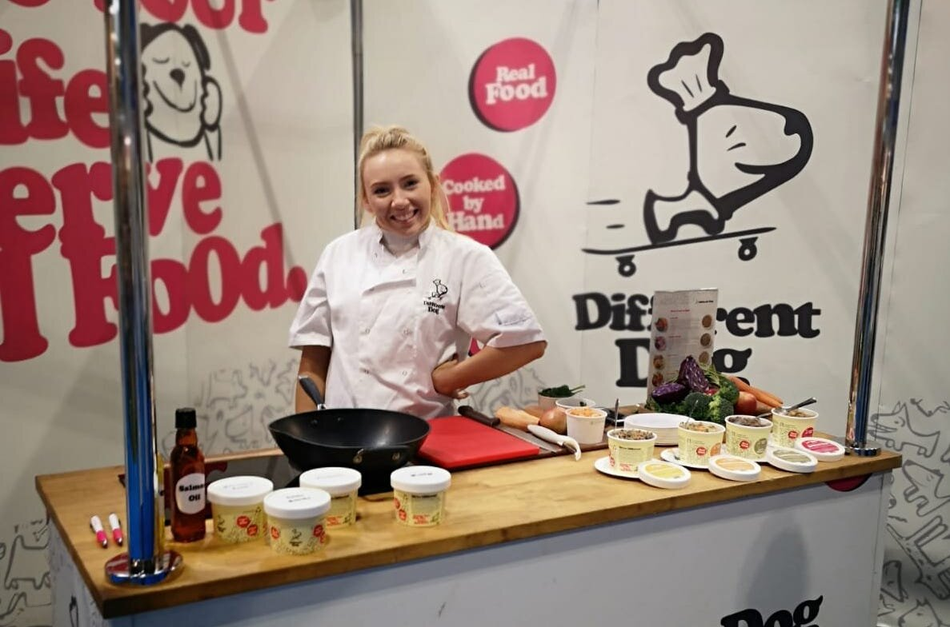 Steph ready to cook our mouth-watering Turkey Fricassee recipe at a previous Crufts